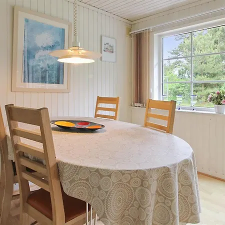 Dom wakacyjny Ylvi - 2-8km From The Sea By Interhome *