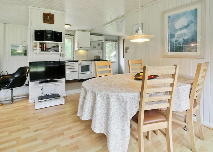 Prázdninový dům Ylvi - 2-8km From The Sea By Interhome Kongsmark